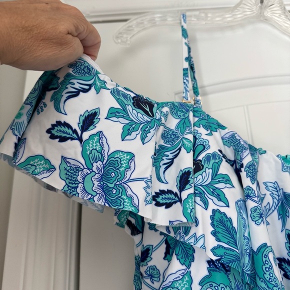 La Blanca - Off The Shoulder Tranquility Palm One Piece Swimsuit - Picture 3 of 9